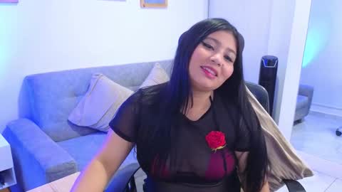 Snapshot of anny_louis chatting on 12/13/25, 07:53 ANNY LOUIS online show from 12/13/25, 07:53