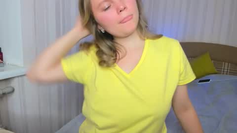 anny_love_you online show from 10/16/25, 10:00