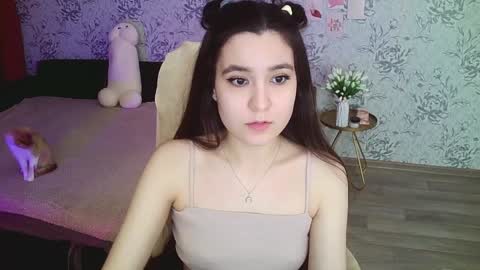 Annie online show from 01/31/25, 04:03