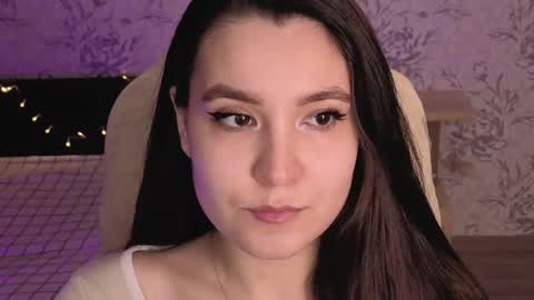 Annie online show from 06/03/26, 01:52