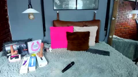 anny_stan online show from 12/11/24, 02:00