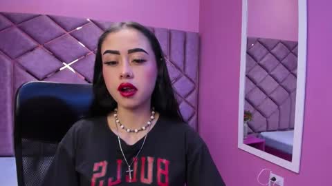 Snapshot of anny_swet chatting on 10/24/25, 05:20 Anny online show from 10/24/25, 05:20