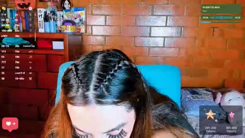 Snapshot of annycolin chatting on 10/25/25, 04:42 Anny  IG online show from 10/25/25, 04:42