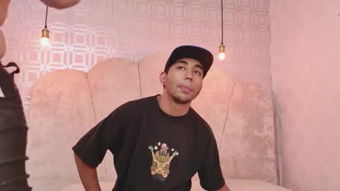 annyeli_bigtits online show from 11/18/25, 12:53