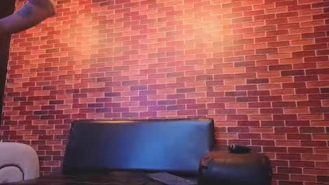 annyeli_bigtits online show from 12/17/25, 04:46