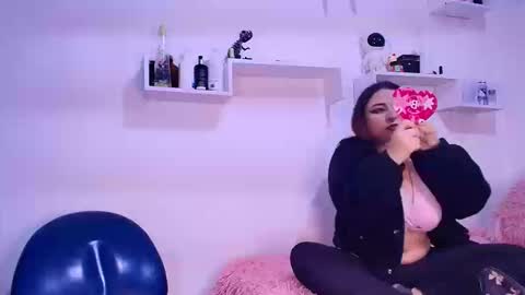 Snapshot of annyharris chatting on 09/24/25, 03:54 anny harris online show from 09/24/25, 03:54