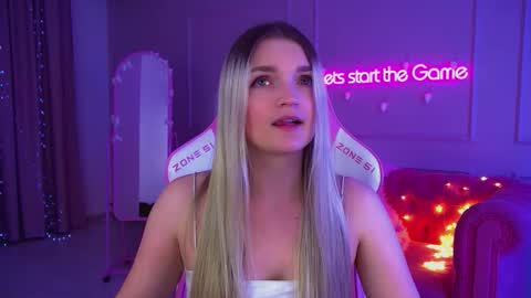 Snapshot of annyraii chatting on 12/05/25, 06:26 annyraii online show from 12/05/25, 06:26