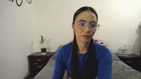 Anny online show from 01/30/25, 11:45