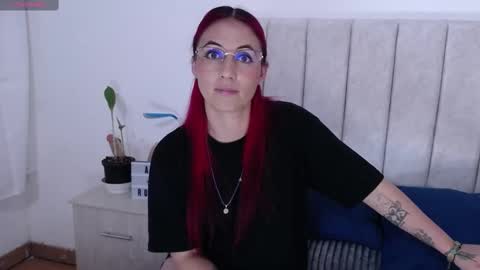 Snapshot of annyroberts_89 chatting on 09/13/25, 11:26 Anny online show from 09/13/25, 11:26