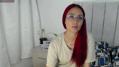 Snapshot of annyroberts_89 chatting on 10/07/25, 03:36 Anny online show from 10/07/25, 03:36