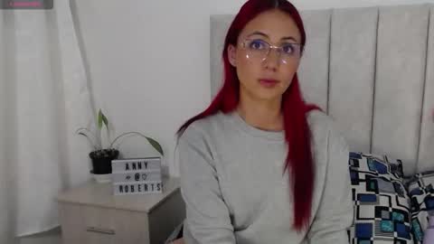 Snapshot of annyroberts_89 chatting on 10/09/25, 11:30 Anny online show from 10/09/25, 11:30