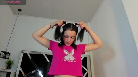 Anny online show from 03/04/25, 12:18