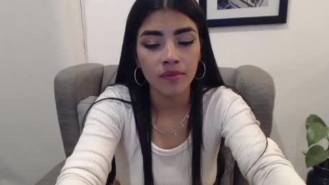 Snapshot of annyt_ chatting on 03/03/25, 09:11 anny online show from 03/03/25, 09:11