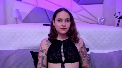 AnnyT online show from 01/24/25, 08:22