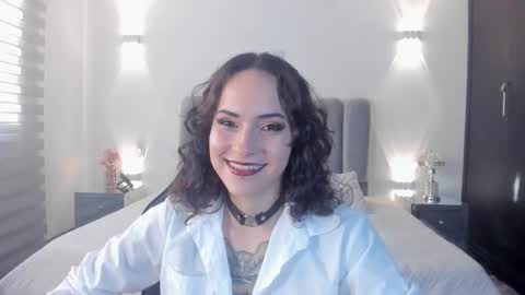 AnnyT online show from 02/02/26, 09:46
