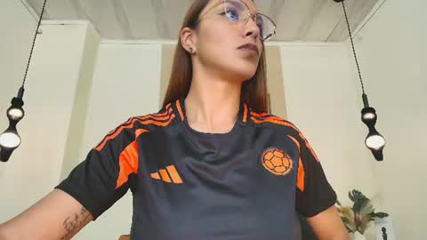 AnnyXhot online show from 06/15/26, 11:23