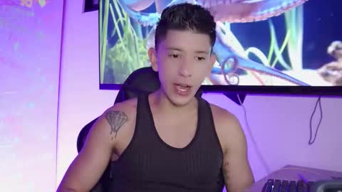 anonhungboy online show from 11/04/25, 11:48