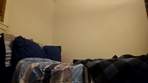 Snapshot of anonychris chatting on 09/21/25, 05:09 AnonaChris online show from 09/21/25, 05:09