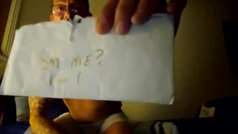 Snapshot of anonychris chatting on 10/16/25, 04:13 AnonaChris online show from 10/16/25, 04:13