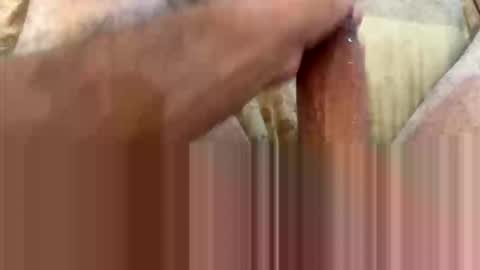 Snapshot of anonymous82389 chatting on 10/21/25, 12:28 anonymous82389 online show from 10/21/25, 12:28