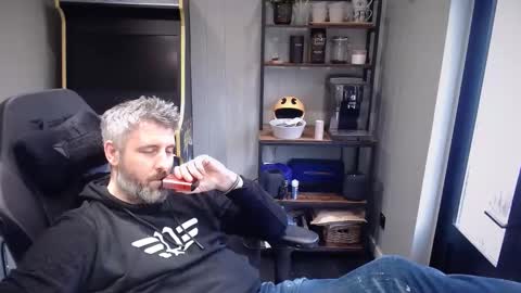 anonymousblokeuk online show from 12/17/24, 11:49