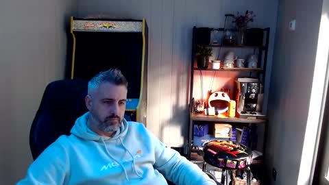 Snapshot of anonymousblokeuk chatting on 09/18/25, 08:38 anonymousblokeuk online show from 09/18/25, 08:38