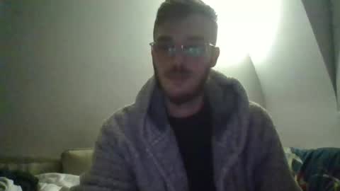 Snapshot of anonymousstoner58 chatting on 11/04/25, 01:05 anonymousstoner58 online show from 11/04/25, 01:05