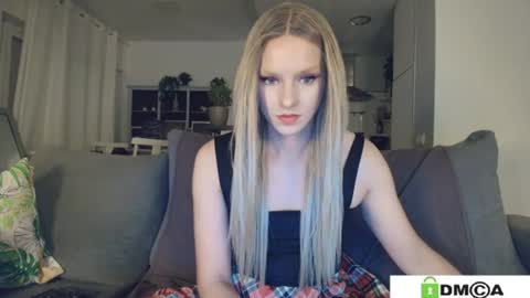 Sexy Ladybug online show from 06/19/26, 10:08