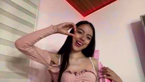 anotella_aa online show from 12/04/25, 10:51