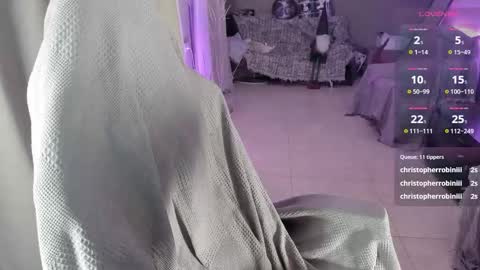 Snapshot of another_jasper chatting on 10/28/25, 06:43 jasperD online show from 10/28/25, 06:43