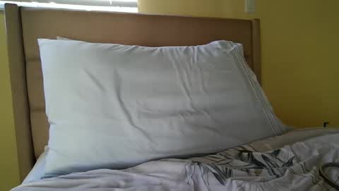 Snapshot of ansreramso chatting on 10/12/25, 07:46 Lower chakra online show from 10/12/25, 07:46