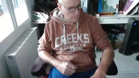 Snapshot of antares590 chatting on 01/06/25, 09:52 antares590 online show from 01/06/25, 09:52