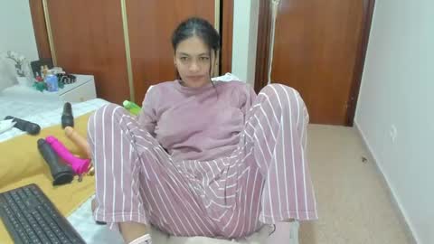 Snapshot of anthonela_hotsex chatting on 01/12/25, 11:50 anthonela_hotsex online show from 01/12/25, 11:50