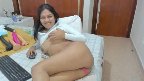 Snapshot of anthonela_hotsex chatting on 01/18/25, 05:26 anthonela_hotsex online show from 01/18/25, 05:26