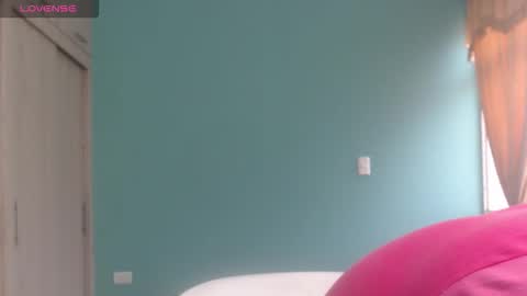 Anthonela Queen online show from 12/15/25, 12:31