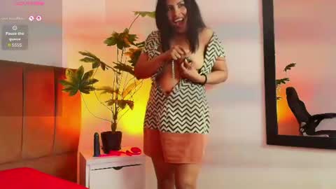 Anthonelaa   online show from 07/27/26, 08:05