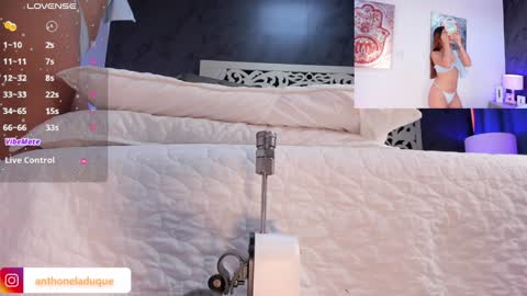 anthonelaDuque online show from 12/09/24, 12:08