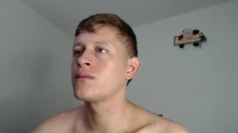 Snapshot of anthonnymorrison chatting on 12/06/24, 04:38 leon online show from 12/06/24, 04:38