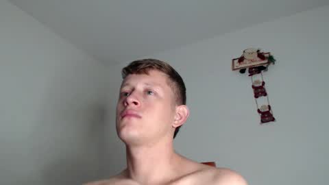 Snapshot of anthonnymorrison chatting on 12/10/24, 02:05 leon online show from 12/10/24, 02:05