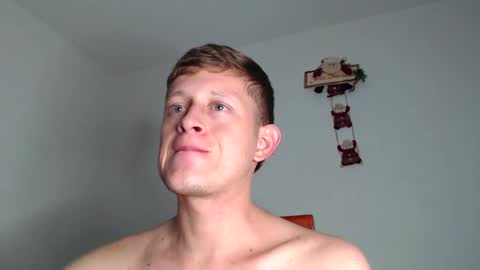 Snapshot of anthonnymorrison chatting on 12/14/24, 01:50 leon online show from 12/14/24, 01:50