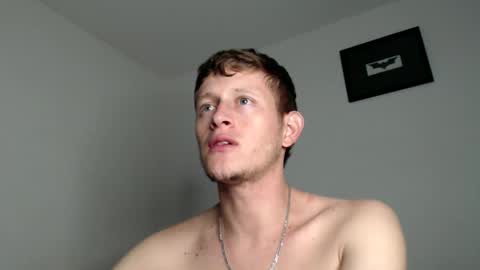 Snapshot of anthonnymorrison chatting on 01/08/25, 01:21 leon online show from 01/08/25, 01:21