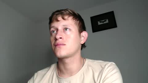 Snapshot of anthonnymorrison chatting on 01/10/25, 03:39 leon online show from 01/10/25, 03:39