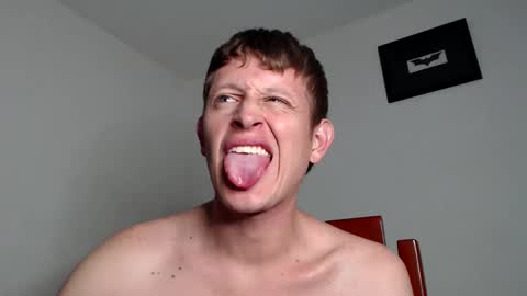Snapshot of anthonnymorrison chatting on 01/18/25, 07:28 leon online show from 01/18/25, 07:28
