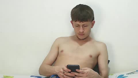 Snapshot of anthonnymorrison chatting on 02/12/25, 09:43 leon online show from 02/12/25, 09:43