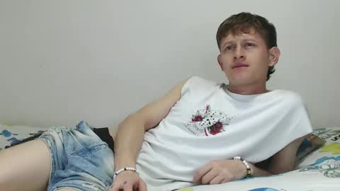 Snapshot of anthonnymorrison chatting on 02/19/25, 04:44 leon online show from 02/19/25, 04:44