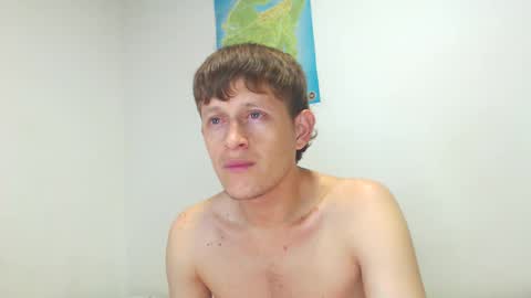 Snapshot of anthonnymorrison chatting on 03/05/25, 06:23 leon online show from 03/05/25, 06:23