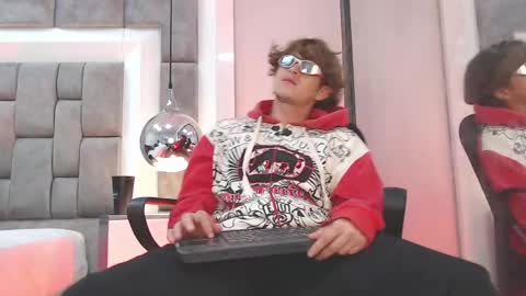 Snapshot of anthonystone_ chatting on 06/04/26, 08:48 Anthonny online show from 06/04/26, 08:48