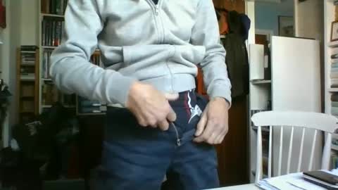 Snapshot of anthonyxxaa chatting on 02/06/25, 10:04 anthonyxxaa online show from 02/06/25, 10:04