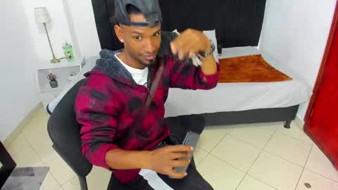       online show from 01/21/25, 12:46