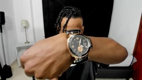       online show from 09/13/25, 12:43